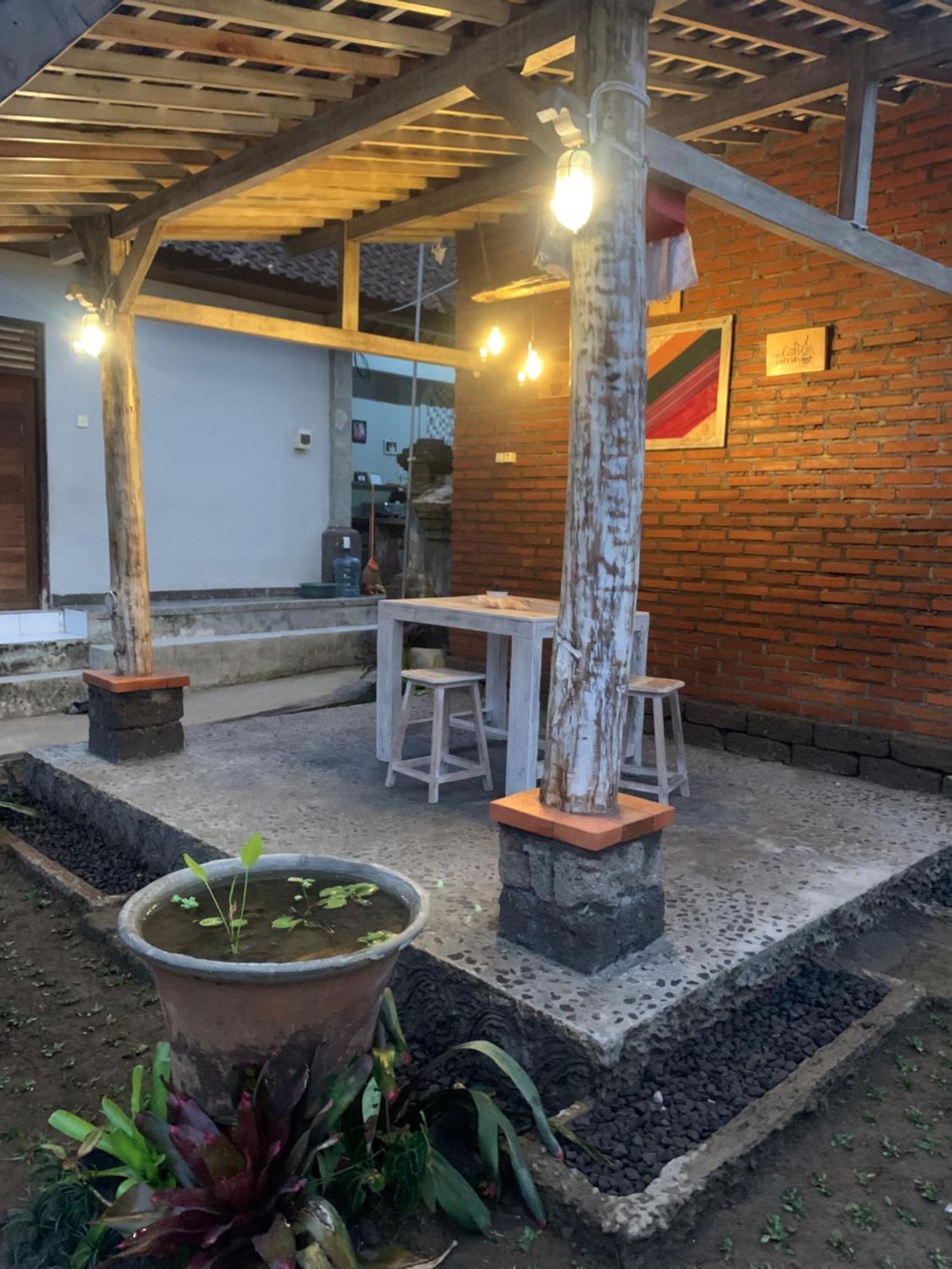 Ambara Guest House Tampaksiring エクステリア 写真