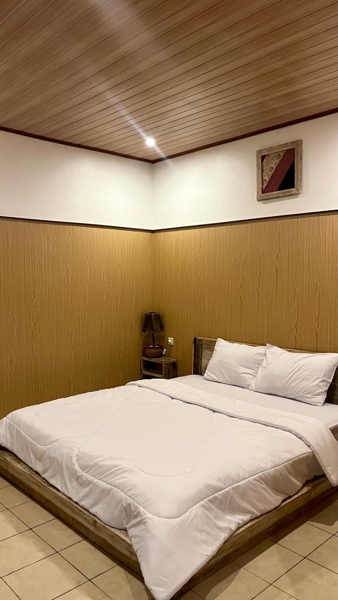 Ambara Guest House Tampaksiring エクステリア 写真