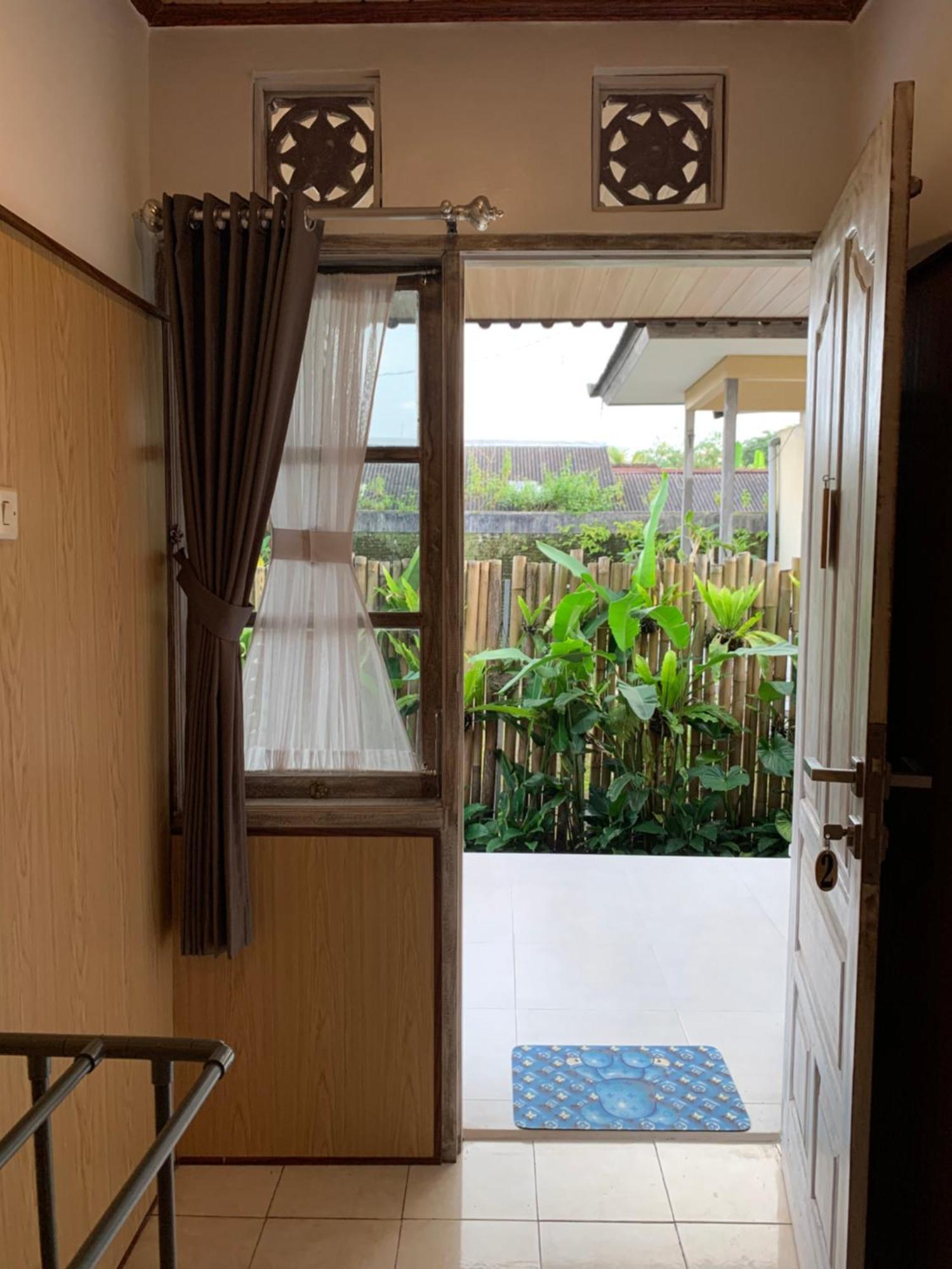 Ambara Guest House Tampaksiring エクステリア 写真